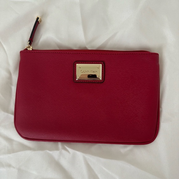 Calvin Klein pouch - Picture 1 of 4